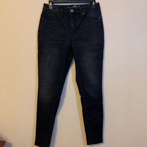 3/$30 • Universal Thread Off Black HR Jegging